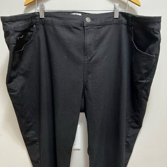 Pennington’s DC Black Straight Leg Jeans Sz 28P - Picture 7 of 10